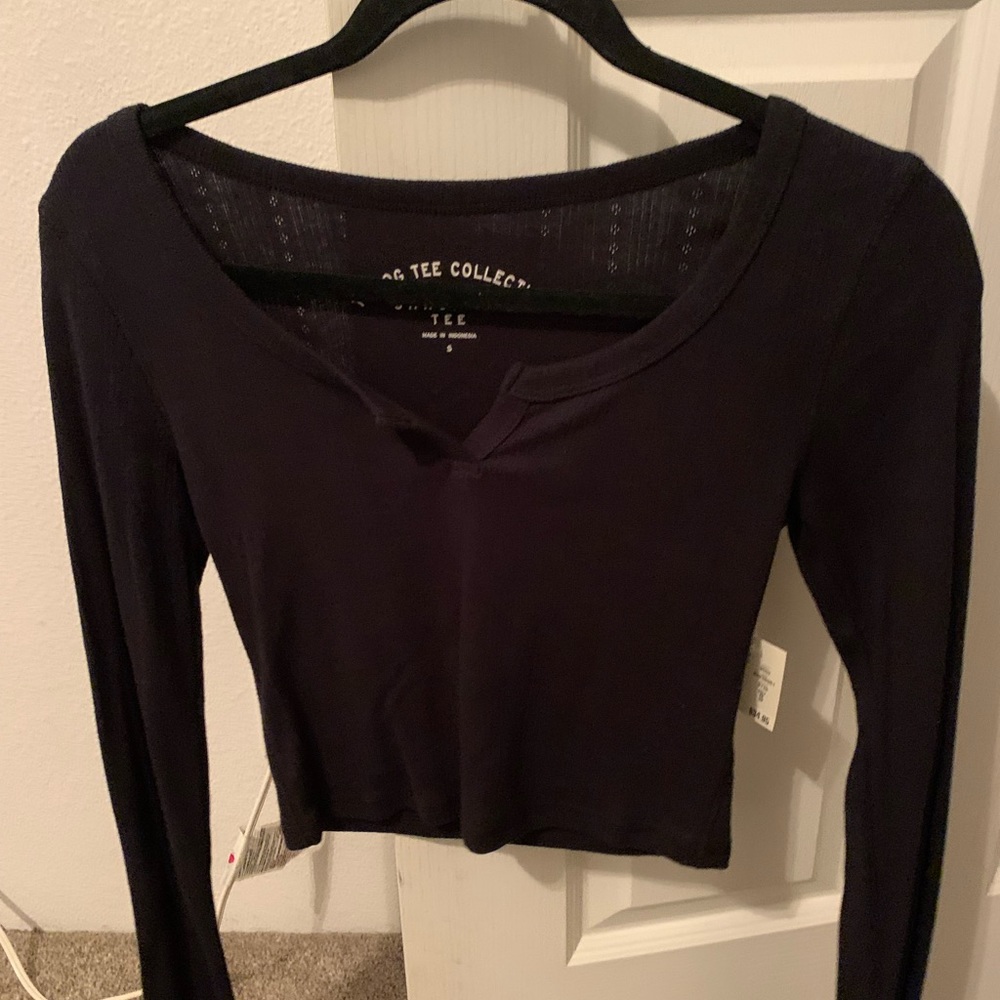 Long sleeve crop